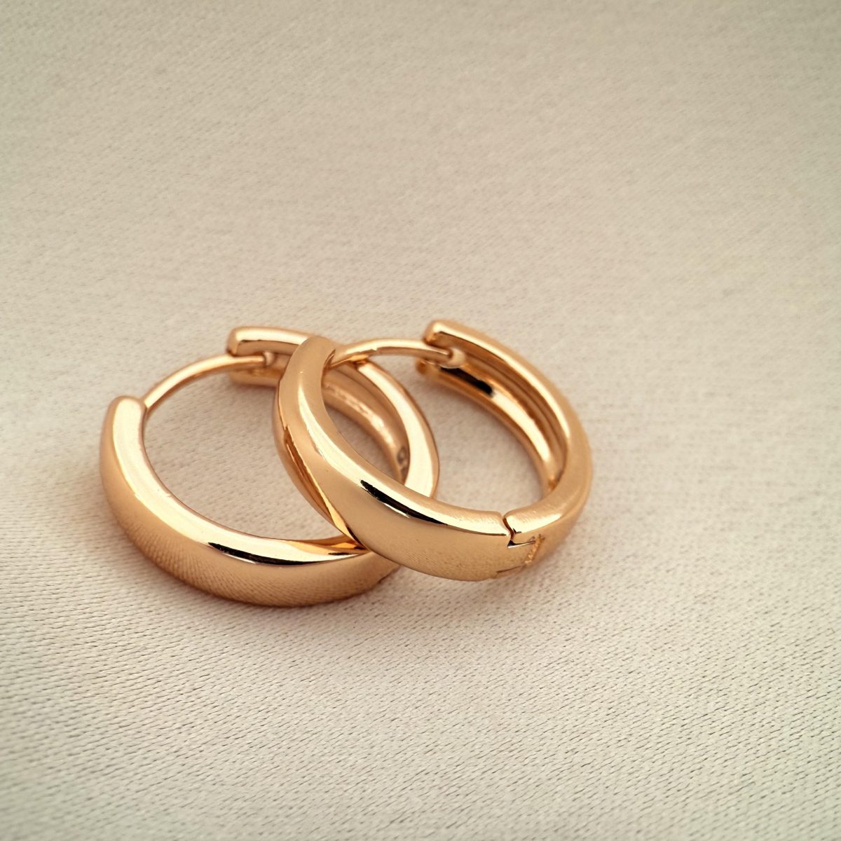 گوشواره حلقه‌ای ژوپینگ مدل X000686793 - دیدی کالا | DiDikala