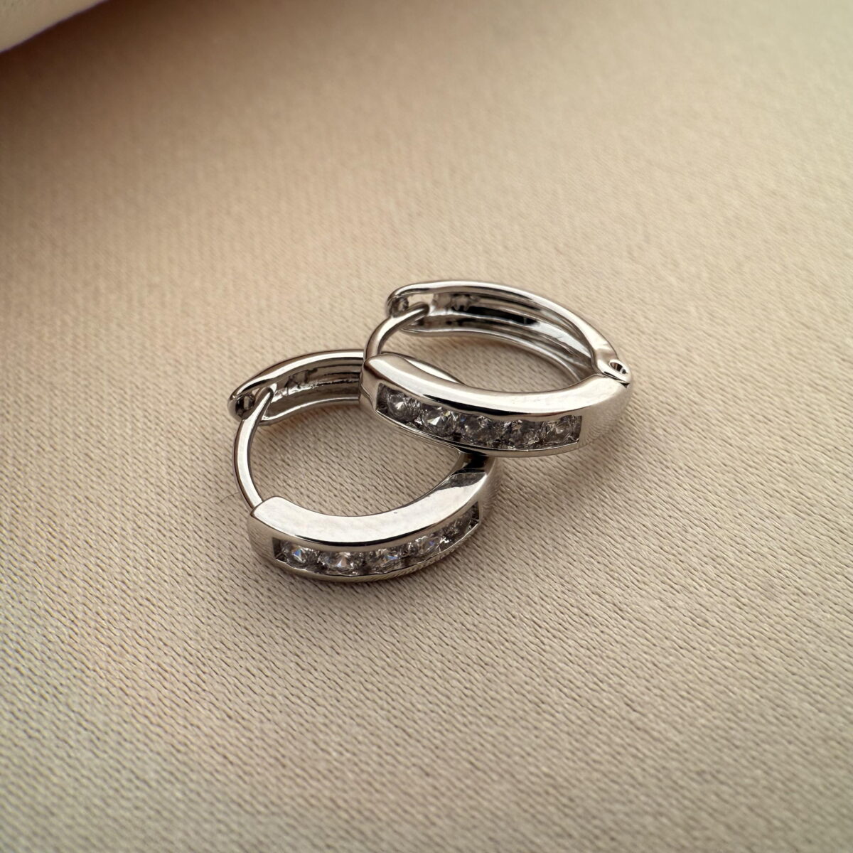 گوشواره نگین‌دار ژوپینگ مدل X001214366 - دیدی کالا | DiDikala