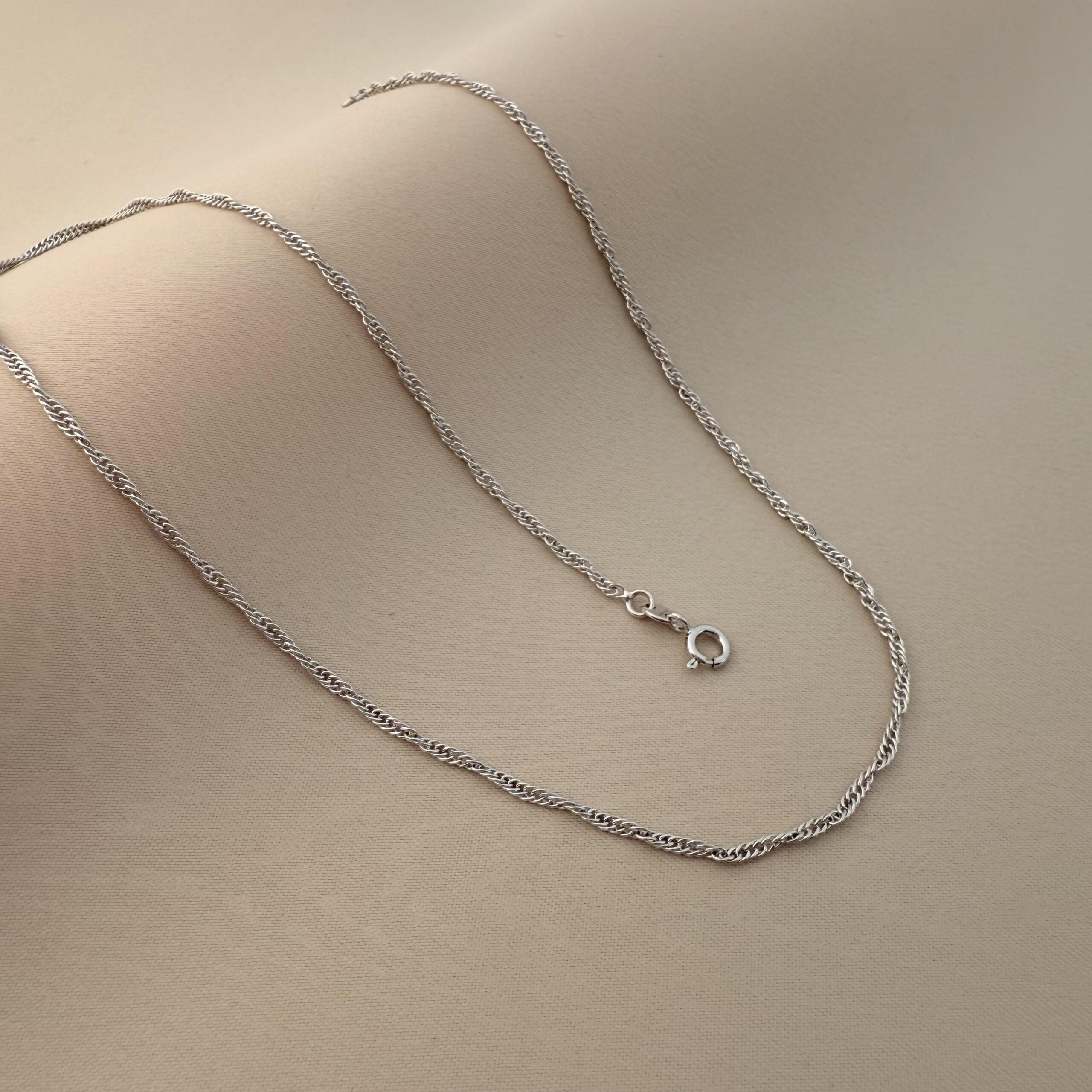 گردنبند کارتیر ژوپینگ مدل X000995271