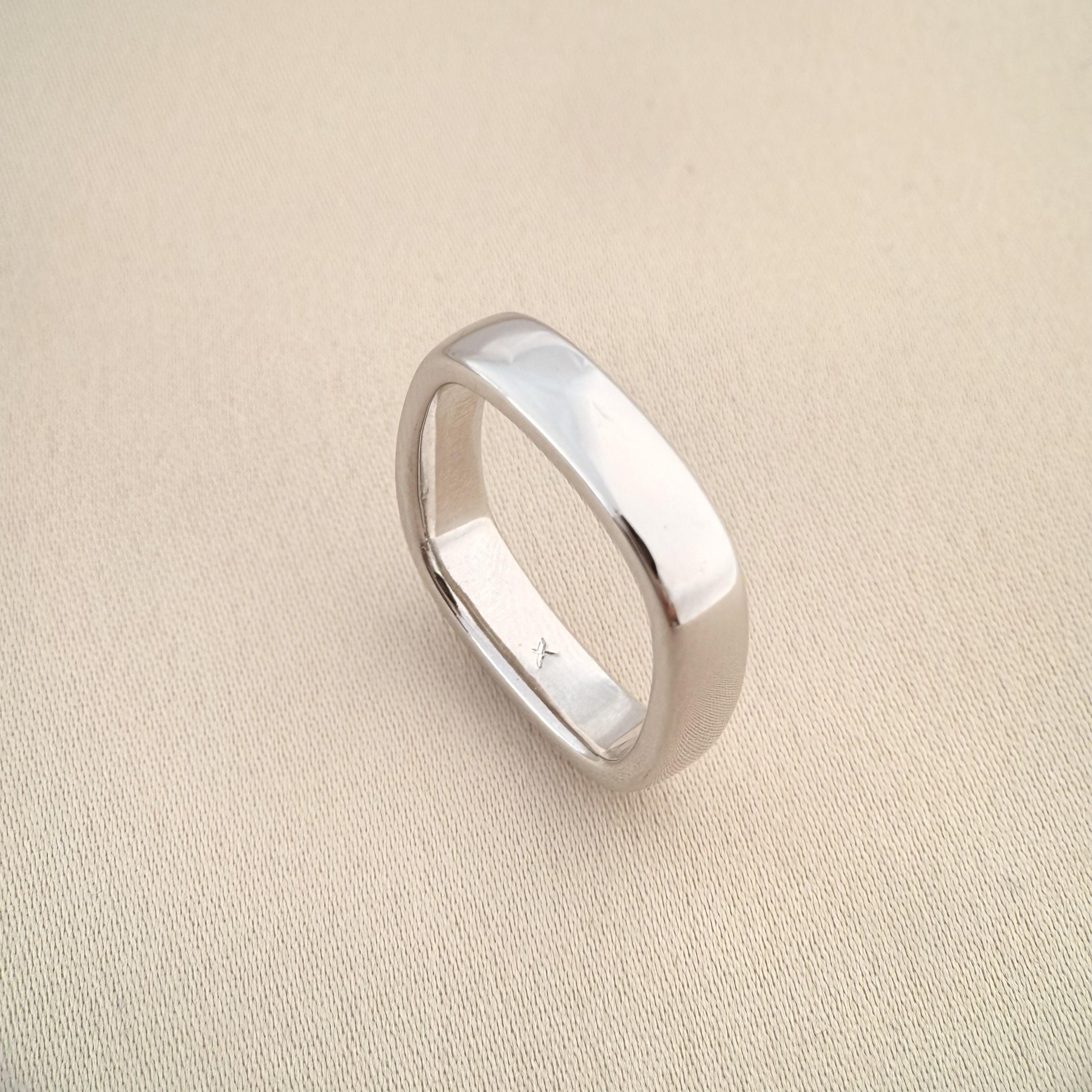 انگشتر مربع ژوپینگ مدل R0094