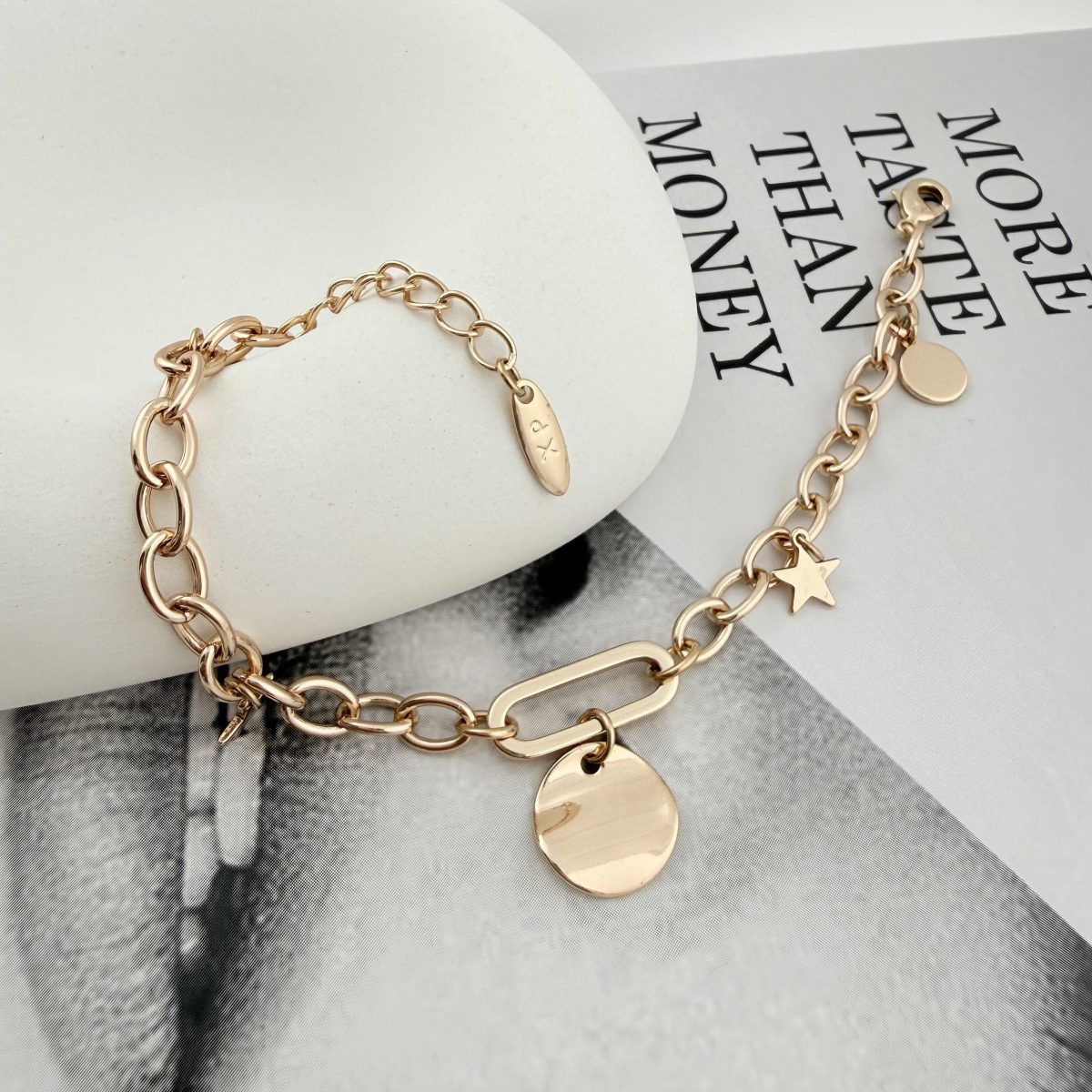 دستبند لنگری آویزدار ژوپینگ مدل X0001048 - دیدی کالا | DiDikala